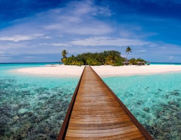 Maldives – Circles in the Sea